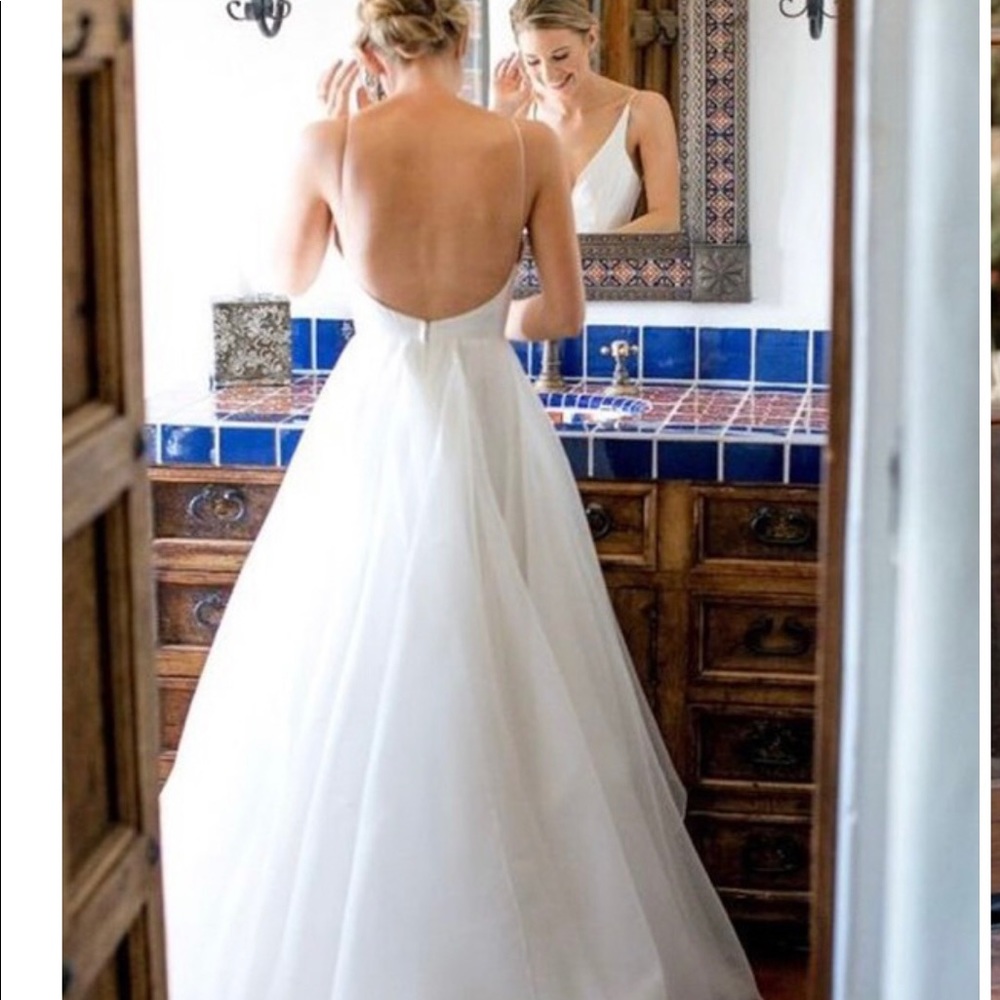 A-Line/Princess V-neck Sleeveless Sweep/Brush Train Ruffles Tulle Wedding dress